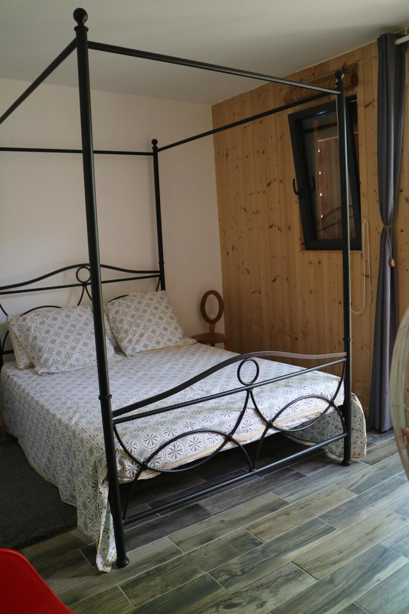 Un Temps Pour Le Reve Bed & Breakfast วาลองซ์ ภายนอก รูปภาพ